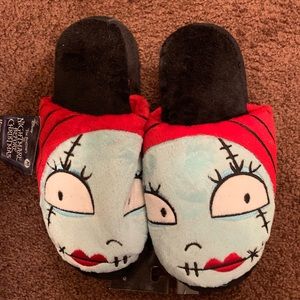 Women’s size 8 slippers